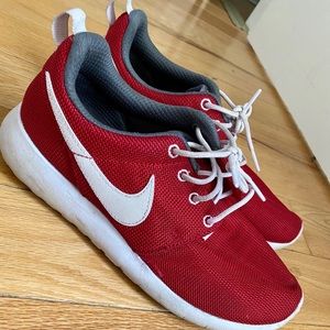 Nike roshes